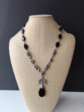 Vintage SWEET ROMANCE USA 18” Black Onyx and Crystal Necklace